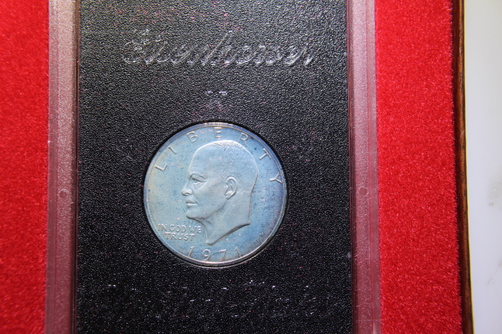 lot 108P image: 1971 S Eisenhower Dollar Proof Brown Box