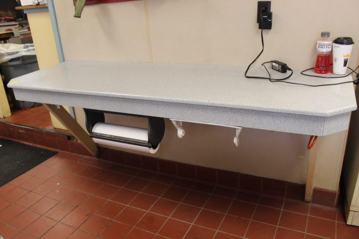 lot 100 image: 6.5 Corean Countertop