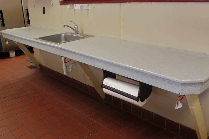 lot 101 image: 12 Corean Countertop w Sink