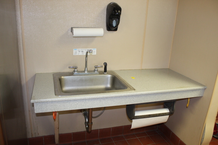 lot 102 image: 5 Corean Countertop w Sink