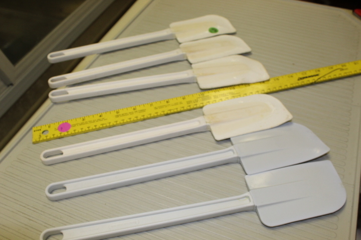 lot 280 image: Rubber Spatula