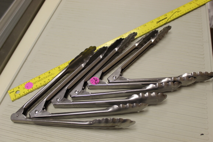 lot 282 image: Metal Tongs