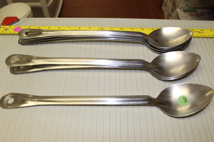 lot 291 image: Serving Spoons