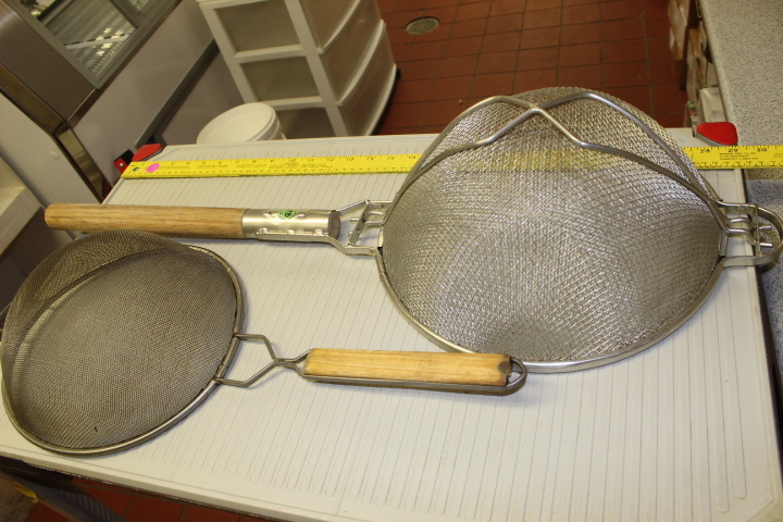 lot 298 image: Strainers with Wooden Handle Single Mesh