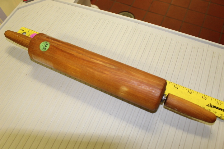 lot 303 image: Wooden Rolling Pin