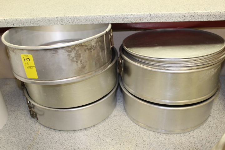 lot 317 image: Spring Cake Pans