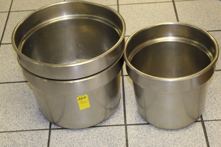 lot 205 image: Stainless Steel Round Insert Pans