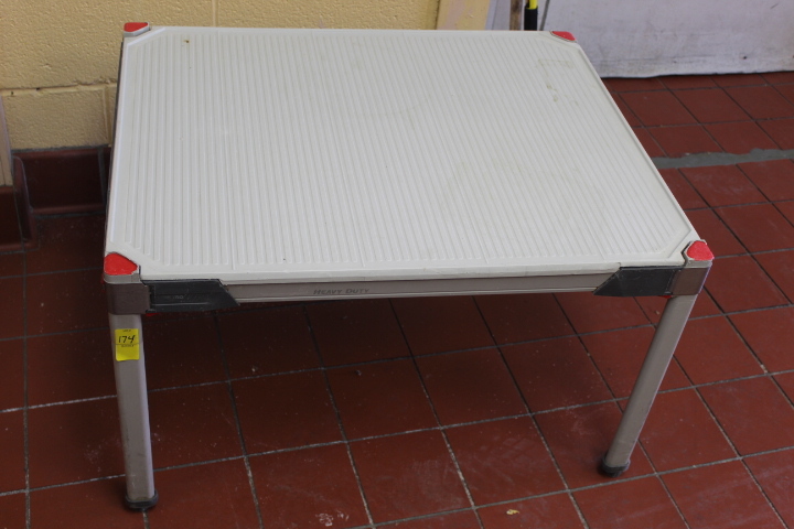 lot 174 image: Table