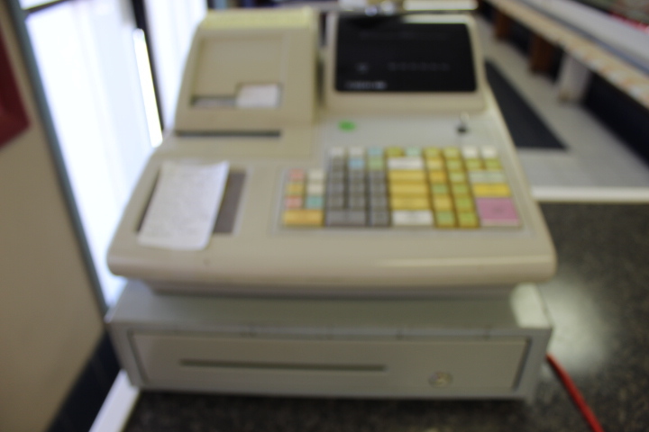 lot 366 image: Cash Register