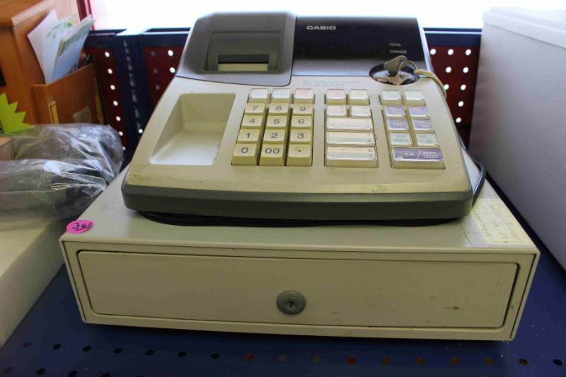 lot 361 image: Casio Cash Register