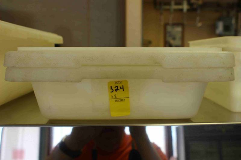 lot 324 image: Plastic Tubs Heavy Duty