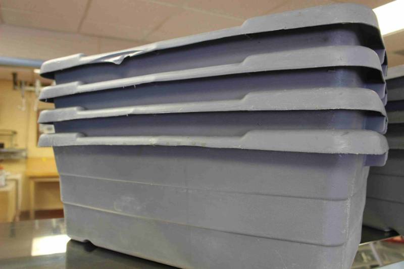lot 329 image: Plastic Tubs Heavy Duty