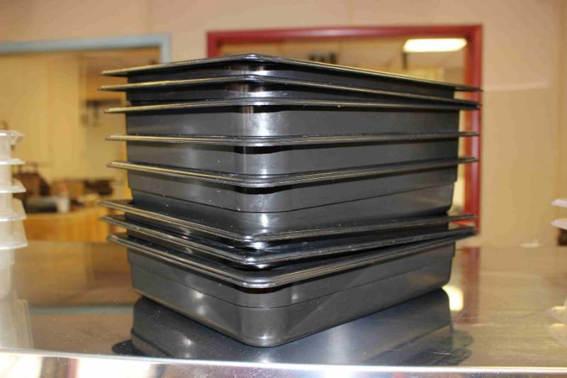 lot 334 image: 12 Size Insert Pans