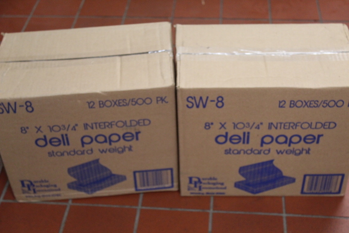 lot 390 image: Deli Wrap Paper Cases