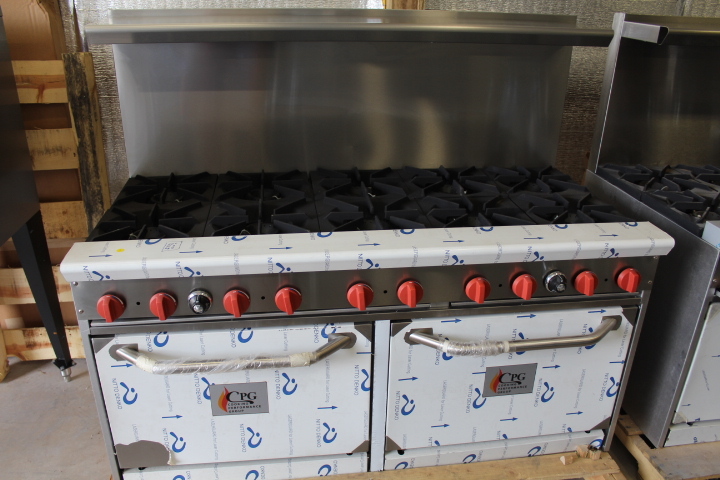 lot 3 image: 10 Burner Range w Double oven