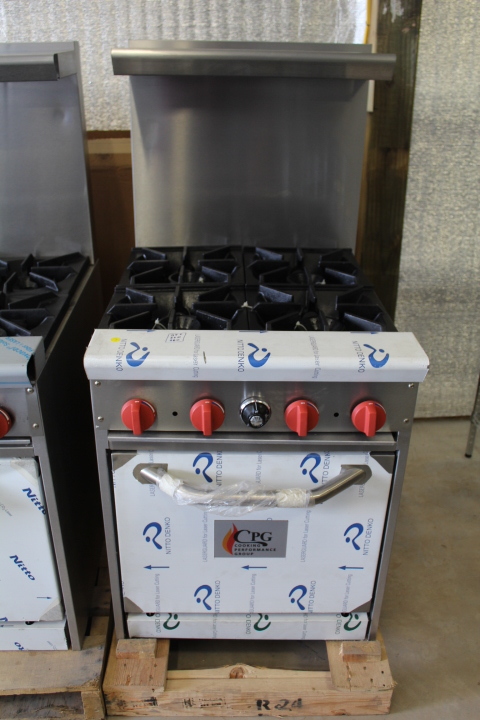 lot 7 image: 4 burner range