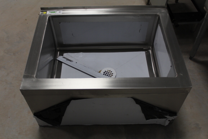 lot 41 image: Mop Sink