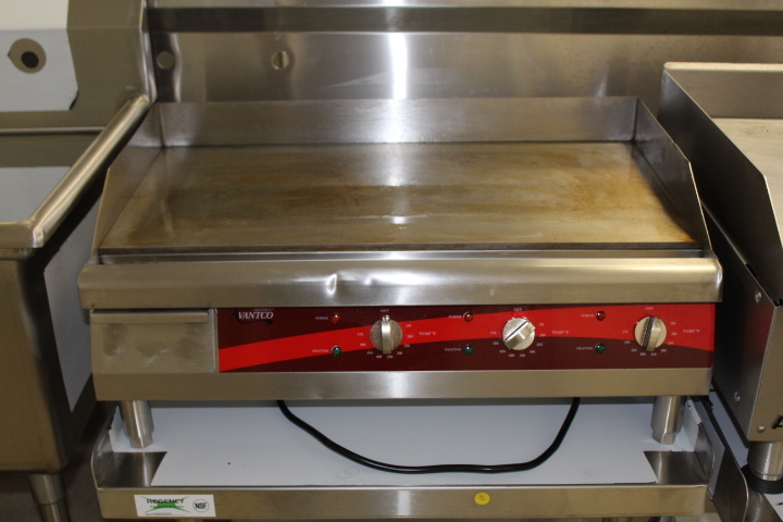 lot 64 image: 2.5 Electric Griddle