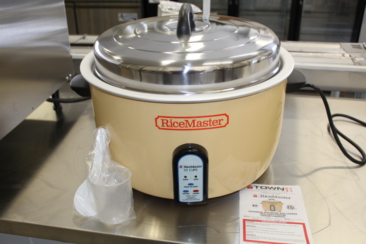 lot 69 image: RiceMaster Rice Cooker