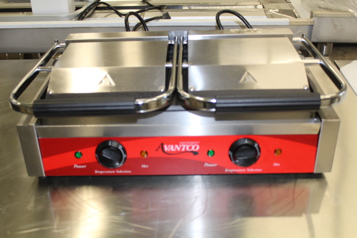 lot 89 image: Double Panini Grill