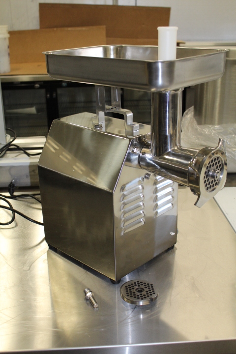 lot 91 image: # 22 Meat Grinder