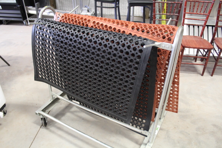 lot 144 image: Anti Fatigue Mat Rack