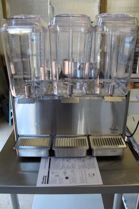 lot 141 image: 3 bowl refrigerated beverage dispenser