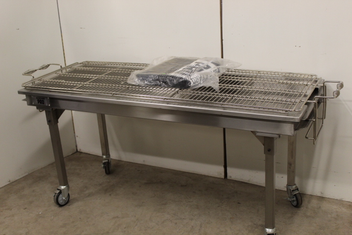 lot 33 image: 5 BBQ PRO Charcoal Catering Grill - NEW