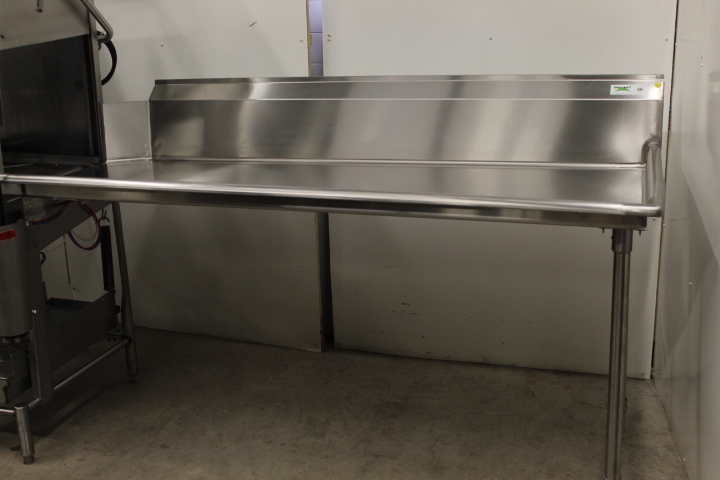 lot 67 image: Clean side dishwasher table - NEW
