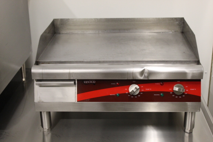 lot 49 image: 2 Flat top Grill  Griddle - NEW