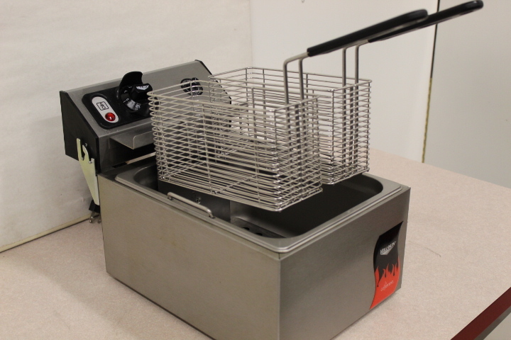 lot 47A image: Double Basket FRYER - NEW