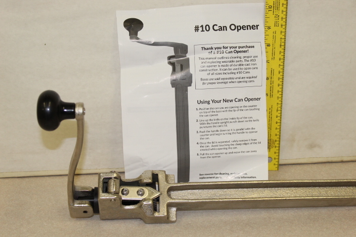 lot 104 image: # 10 Can Opener - NEW