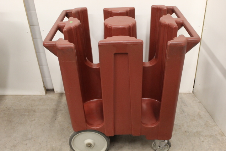 lot 111 image: Dish  Plate Caddy by Cambro