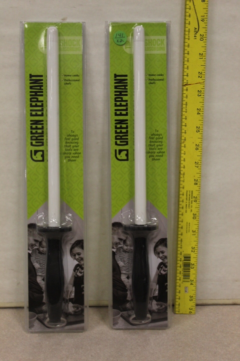 lot 141 image: Knife Sharpeners - New in pack