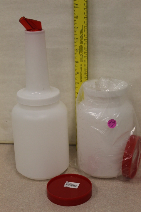 lot 212 image: Store and Pour Jars wLids - NEW