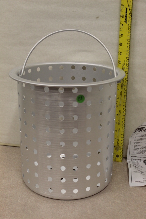 lot 214 image: Steamer Basket - NEW
