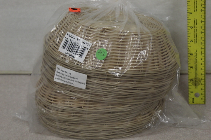 lot 217 image: 9 Oval Bread Baskets - NEW