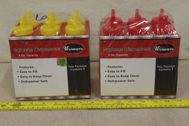lot 223 image: Ketchup  Mustard Squeeze Bottles - NEW