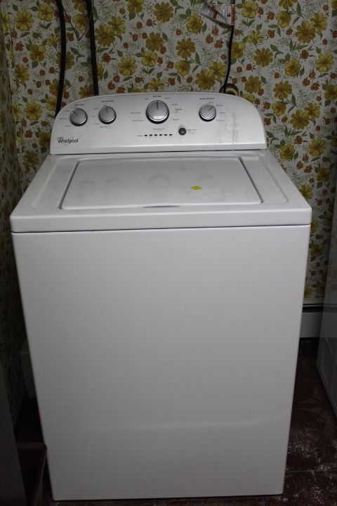 lot 12 image: Whirlpool Top Load Washer