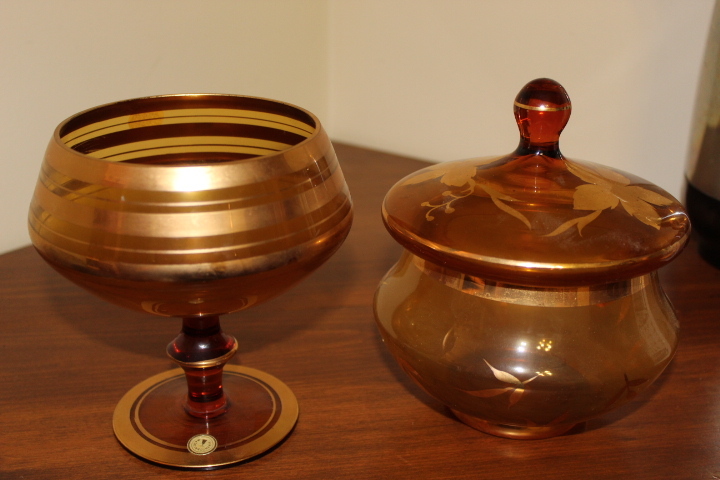 lot 233 image: Candy Dishes Lot