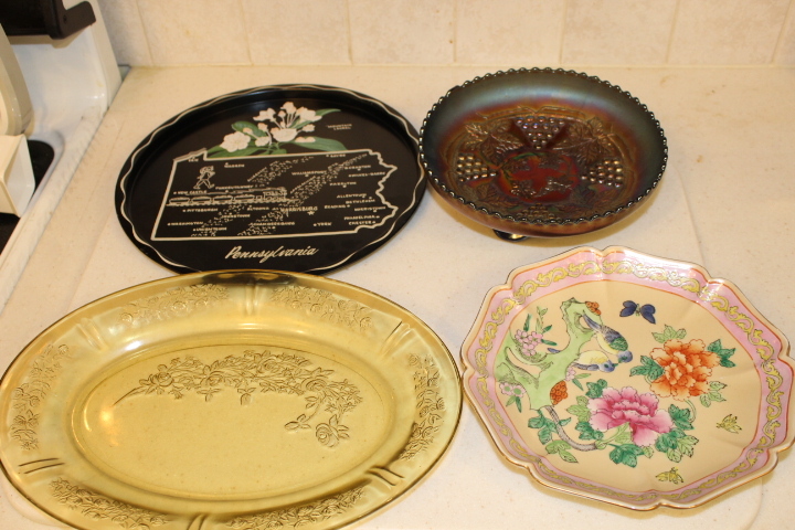 lot 235 image: Plate Lot - Depression, Carnival, China
