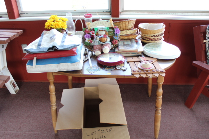 lot 258 image: Table and Contents Lot