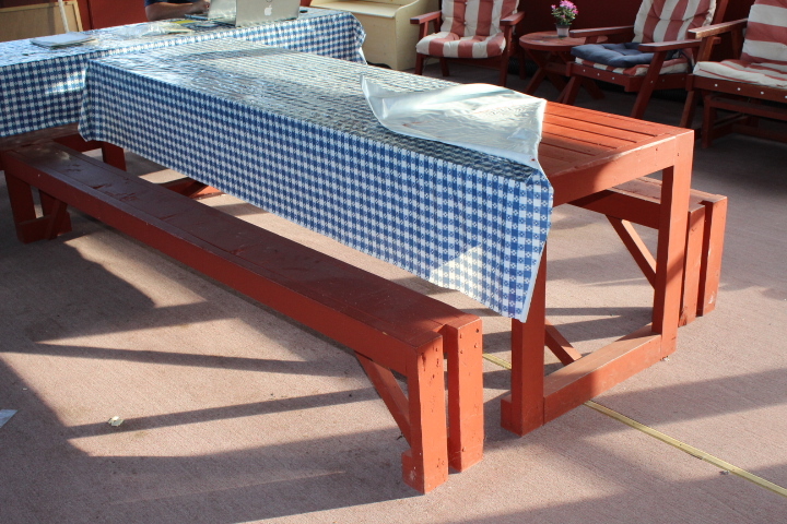lot 36 image: Picnic Table and Benches Lot