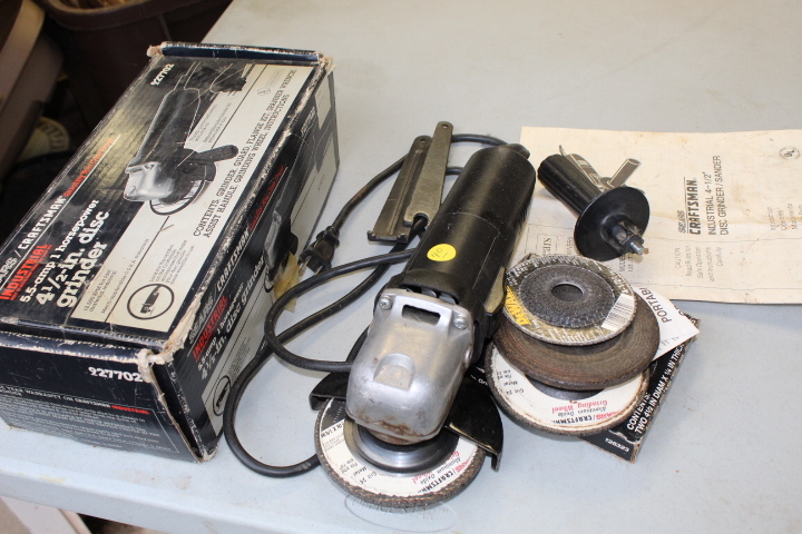 lot 40 image: Craftsman Industrial 4-12 Disc Grinder  Sander