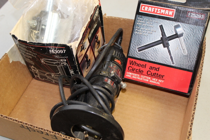 lot 45 image: Craftsman Mini Router Lot