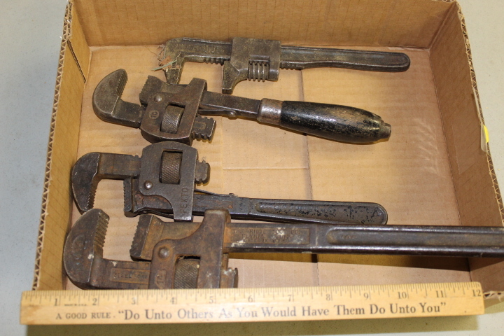lot 61 image: Pipe Wrench Lot