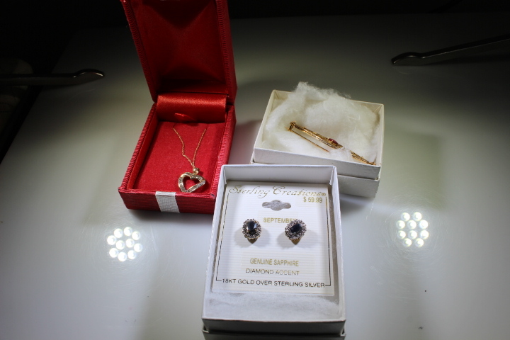 lot 154 image: 3 boxes of jewelry