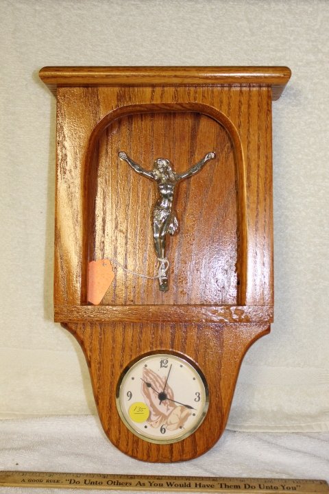 lot 135 image: Handmade Clock