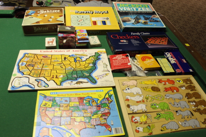 lot 283 image: Games  Puzzles Lot