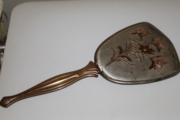 lot 176 image: Ladys Hand Mirror
